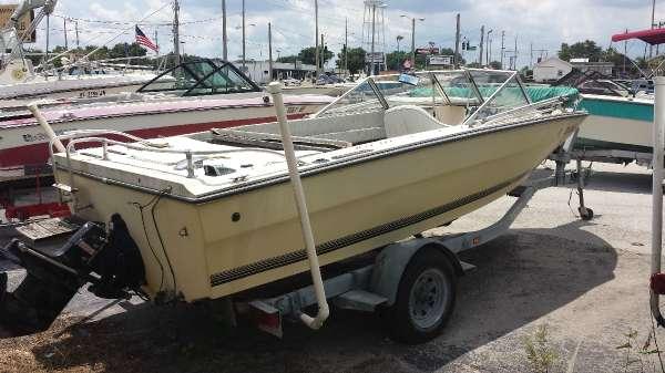 1978 Galaxy Boats 18FT RUNABOUT