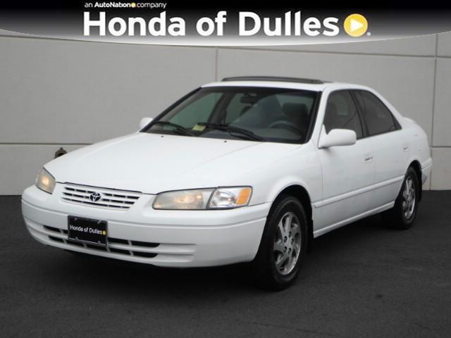 1998 TOYOTA Camry 4dr Sdn XLE V6 Auto