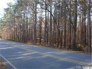 1.09 Acres 1.09 Acres Mooresville Iredell County North Carolina - Ph. 704-200-7857