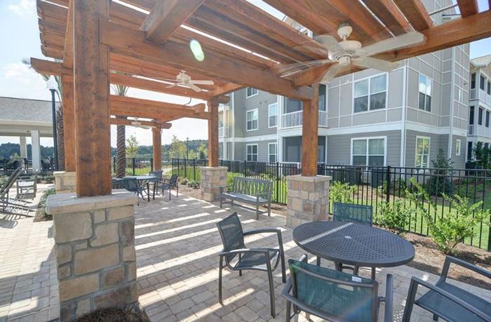 1br 1 bd/1 bath WHERE SOUTHWOOD CHARM MEETS AN UPSCALE LIVING EXPERIENCE!