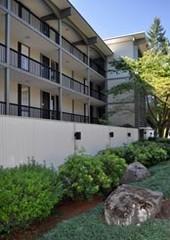 1br CLASSIC MID CENTURY MODERN IN LAKE OSWEGO AVAILABLE IN MAY