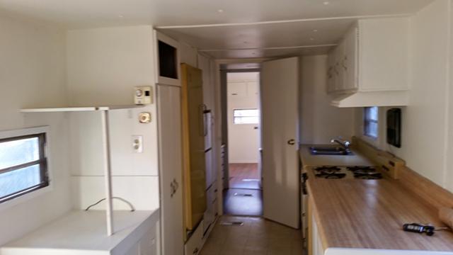 1br Cozy 1 Bedroom Mobile Home in Mesa AZ Quite Street. Includes water Electric and WIFI ! 579.00