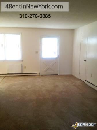 1br One Bedroom- 2nd Floor Avail! New Paint New Carpets.