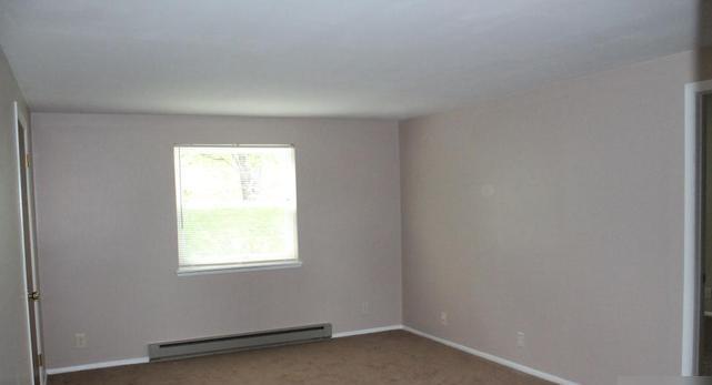 1br This one bedroom unit is located on the second floor. Parking Available!