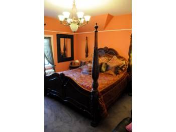 1br Thornewood Castle | Bed and Breakfast
