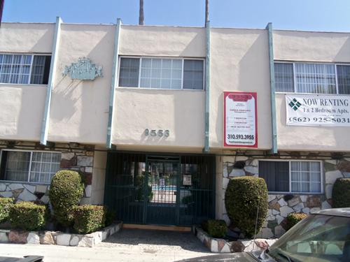 1br Very affordable apt great offer! Fully equipped kitchen gas stove pool & more. CHECK IT OUT!
