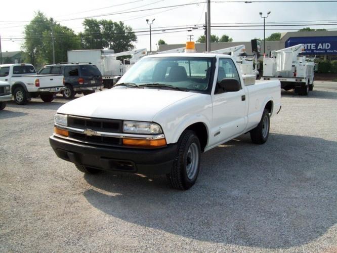 2000 Chevrolet S-10 118K 4 Cyl. Inspected