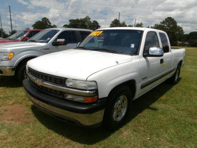 2001 Chevrolet Silverado 1500 Base White in Dothan Alabama