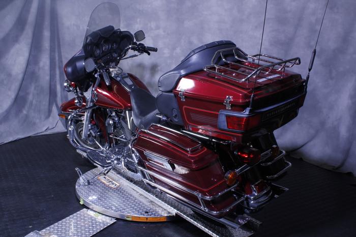 2002 Harley-Davidson FLHTC