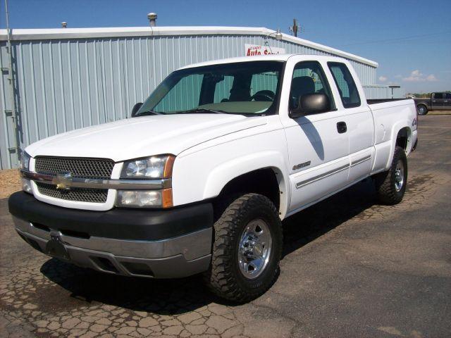 2003 Chevrolet Silverado 2500HD 4X4 One Owner Nice