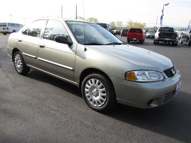 2003 nissan sentra xe low mileage 3058 4 cyl.