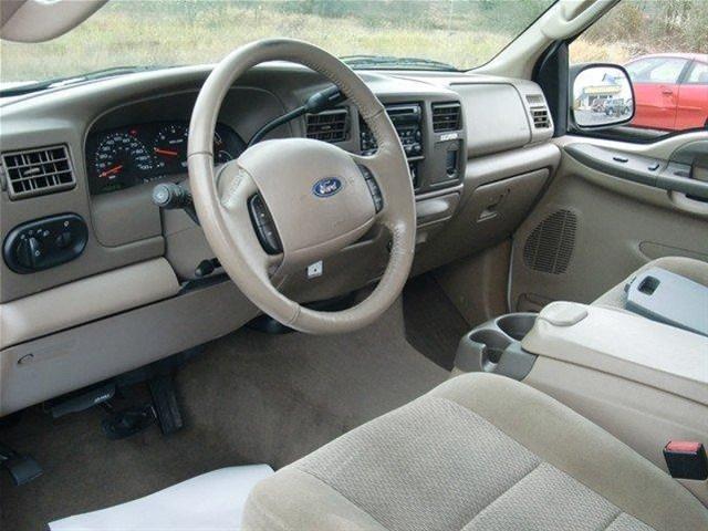 2004 FORD Excursion 137