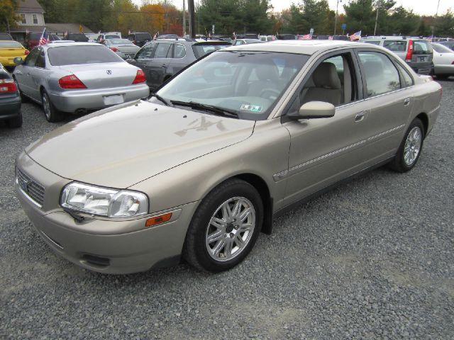 2004 Volvo S80 2.5T 4dr Sedan - 3500 - 48853777