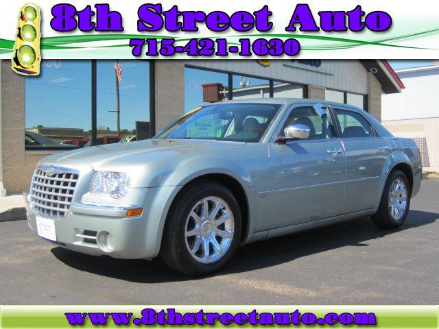 2005 chrysler 300 c low mileage cons1350 8 cyl.