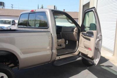 2005 Ford Other XLT Tan in Exeter California