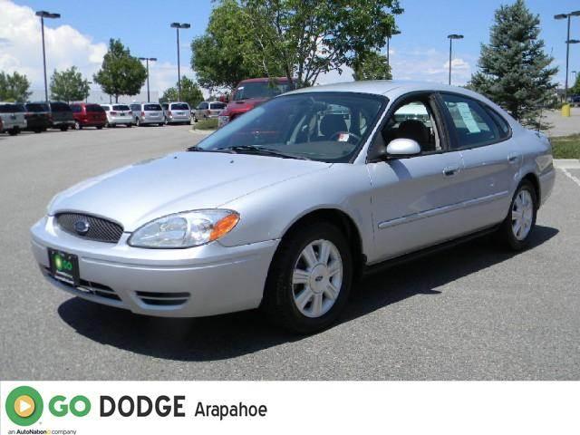 2005 FORD Taurus 4dr Sdn SEL