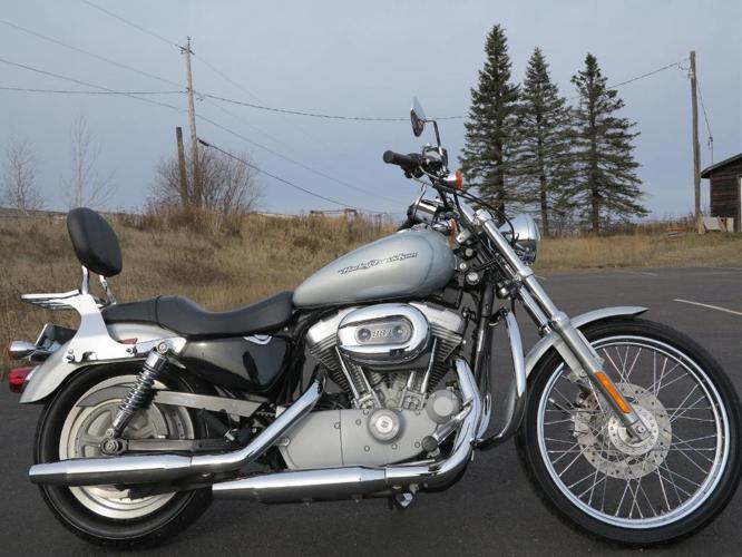 2005 Harley Davidson XL883C Sportster 883 Custom - Stock# 501045