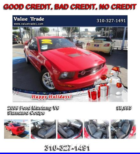 2006 Ford Mustang V6 Standard Coupe - Priced to Move