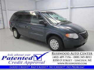 2007 Chrysler Town & country R5974