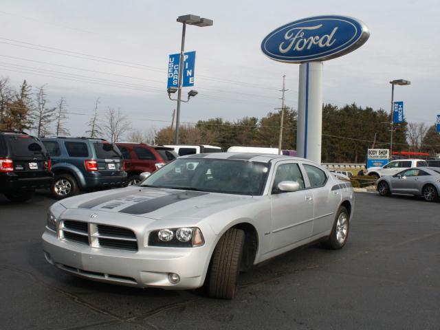 2007 Dodge Charger 4dr Sdn 5-Spd Auto R/T RWD