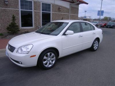 2007 Kia Optima LX White in West Salem Wisconsin