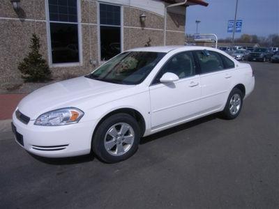 2008 Chevrolet Impala LT White in West Salem Wisconsin