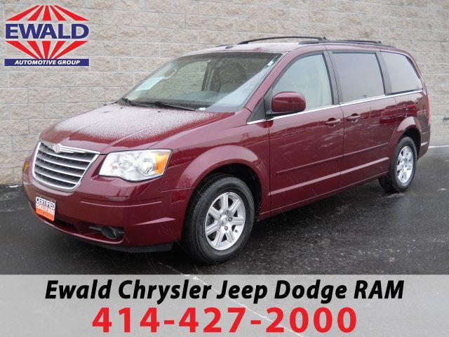 2008 Chrysler Town and country touring DP50548