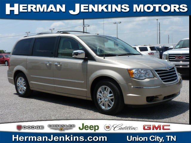2008 Chrysler Town Country