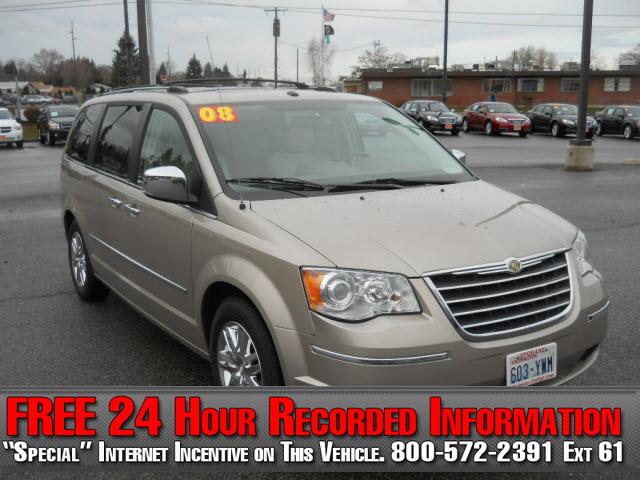 2008 CHRYSLER Town & Country 4dr Wgn Limited
