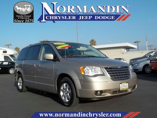 2008 CHRYSLER Town & Country 4dr Wgn Touring
