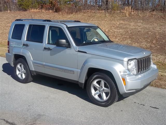 2008 JEEP Liberty 4WD 4dr Limited