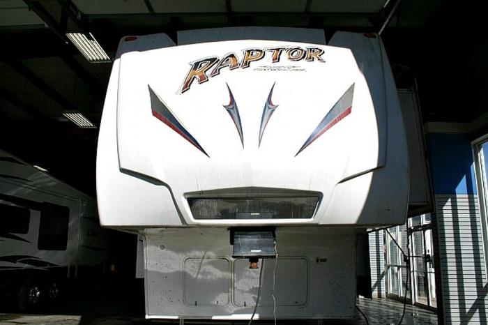 2008 Keystone Raptor 3812