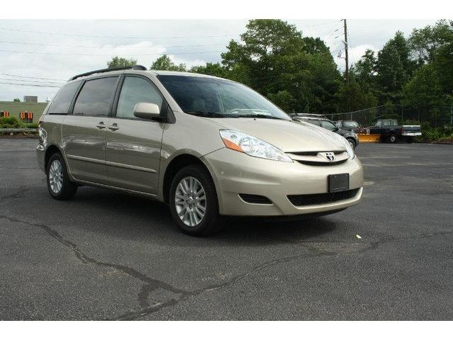 2008 toyota sienna xle xle awd dvd leather heater seats power sunroof dual power side doors p6196