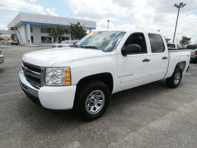 2009 Chevrolet Silverado 1500 LT White in Dothan Alabama