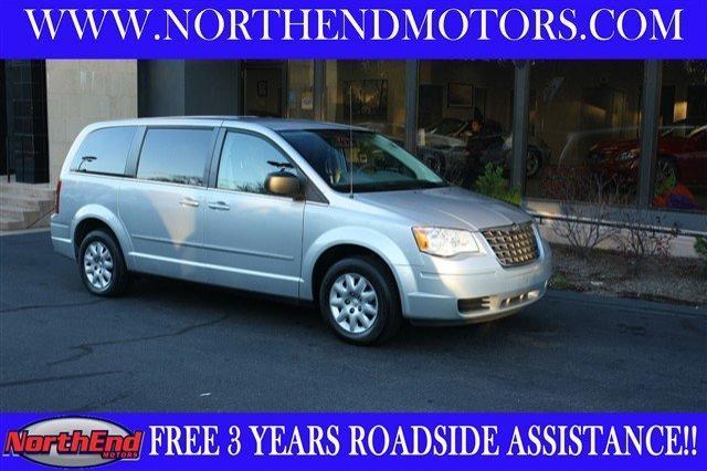 2009 Chrysler Town Country