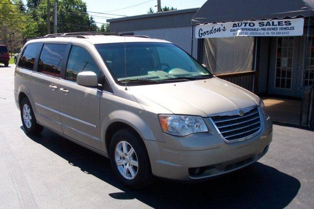 2009 Chrysler Town Country Touring