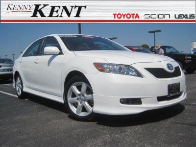2009 Toyota Camry LE V6 White in Evansville Indiana