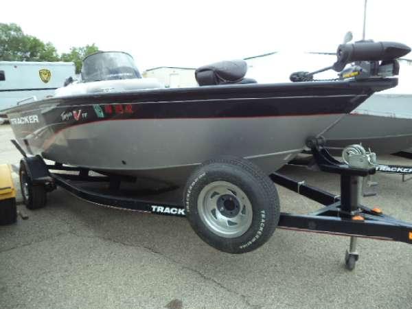 2009 Tracker Targa V-17 SC Fishing