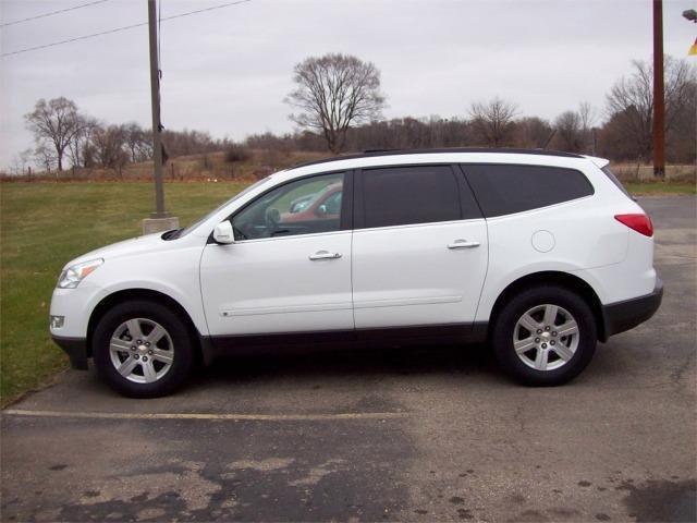 2010 chevrolet traverse certified low mileage x113 5dr