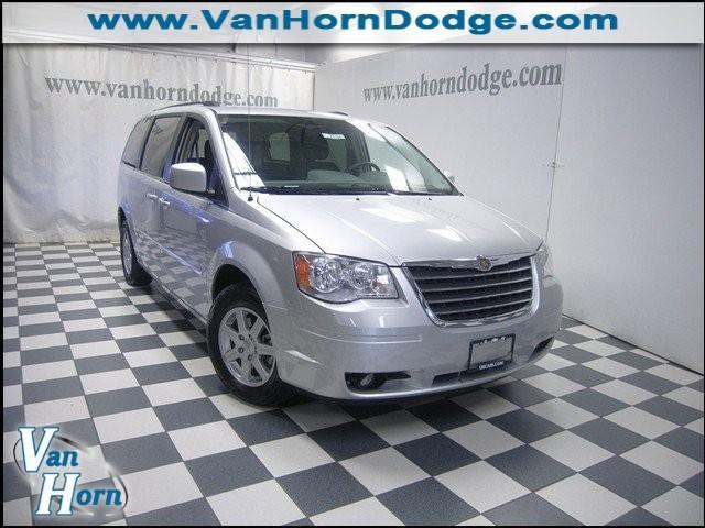 2010 Chrysler Town Country