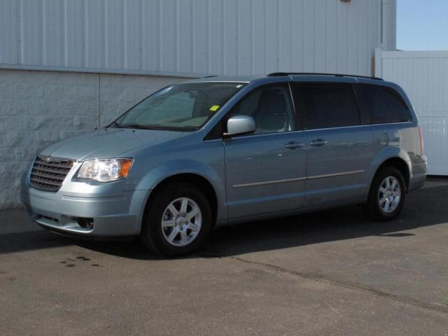 2010 CHRYSLER Town & Country 4dr Wgn Touring