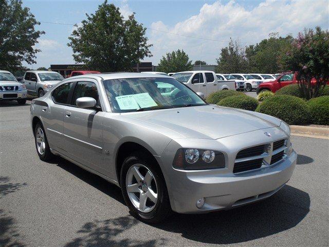 2010 DODGE Charger 4dr Sdn SXT RWD