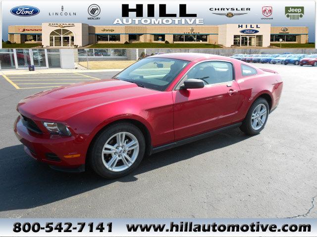 2010 ford mustang v6 low mileage 6588a red