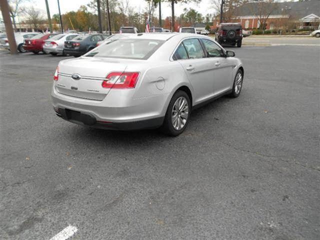 2010 FORD Taurus 4dr Sdn Limited FWD