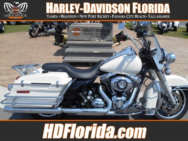 2010 Harley-Davidson FLHPI ROAD KING POLICE