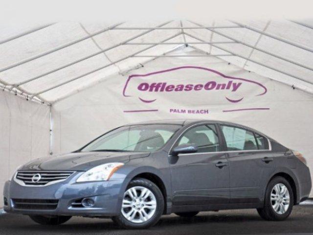 2010 NISSAN Altima 4dr Sdn I4 CVT 2.5 S POWER WINDOWS CD PLAYER TRACTION CONTROL