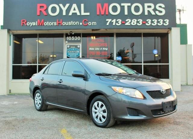 2010 Toyota Corolla LE - Loaded - ONLY 84K Miles!