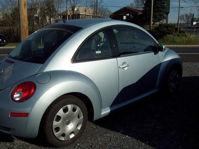 2010 Volkswagen New Beetle Coupe