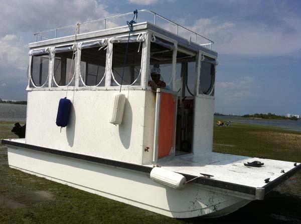2011 A&M Sun Breeze Deck Boat in Miami  FL