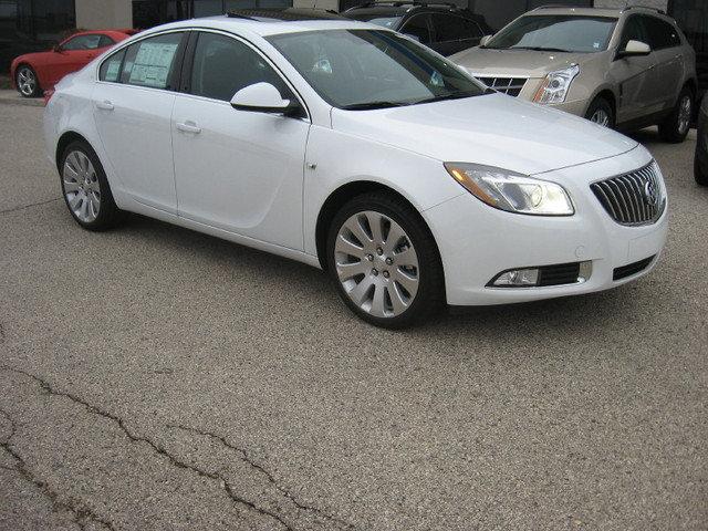 2011 buick regal cxl turbo low mileage 17077 fwd